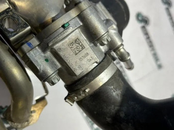 Клапан рециркуляции Mercedes W213 2.2d OM654