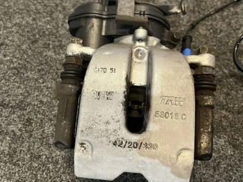 Суппорт задний BMW 5 G30 2.0d 330mm