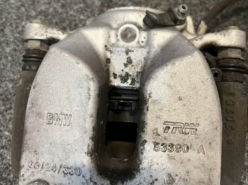 Суппорт передний BMW 5 G30 2.0d 330mm