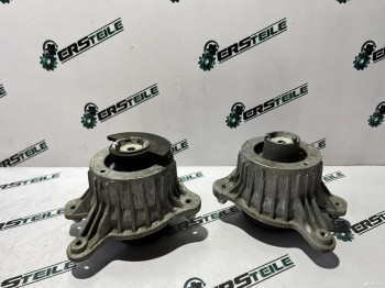 Подушка двигателя Mercedes W213 W238 OM654