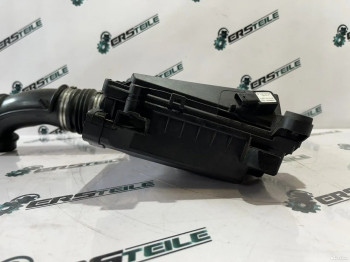 Корпус воздушного фильтра Mercedes 3.0 OM276