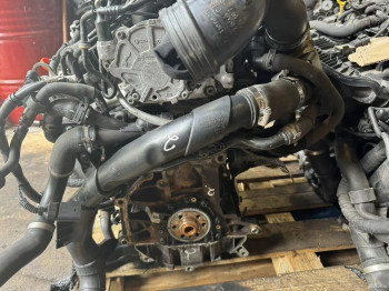 Двигатель Volksagen Audi Skoda 2.0 TDI CFF